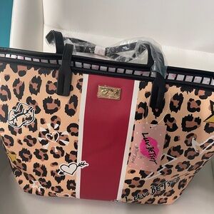 NWT Betsey Johnson “Luv Betsey” leopard print Sandra tote